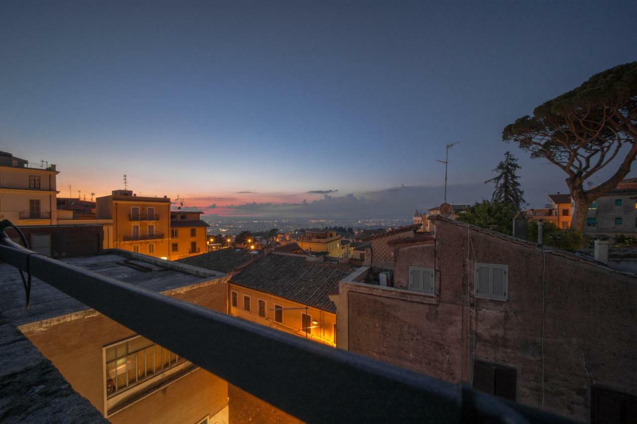 B&B Buonfiglio Cicconcelli - Terrazza Panoramica Frascati Buitenkant foto