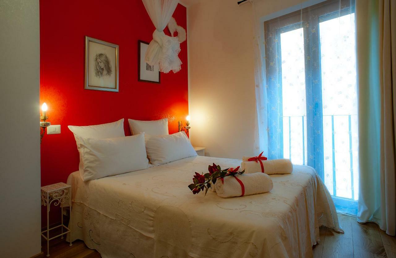 B&B Buonfiglio Cicconcelli - Terrazza Panoramica Frascati Buitenkant foto